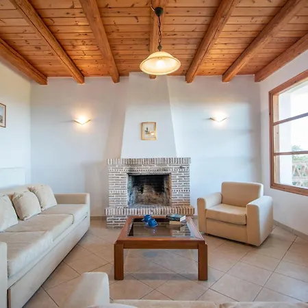 Aeolos Zante - Zefyros Maisonette, With Shared Heated Pool * Vasilikí