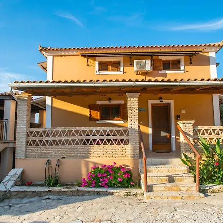 Aeolos Zante - Zefyros Maisonette, With Shared Heated Pool Appartement *